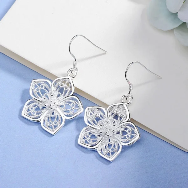 Hot High Quality Retro Pretty Flowers Silver color Earrings for women Fashion luxury party wedding Jewelry fine gifts