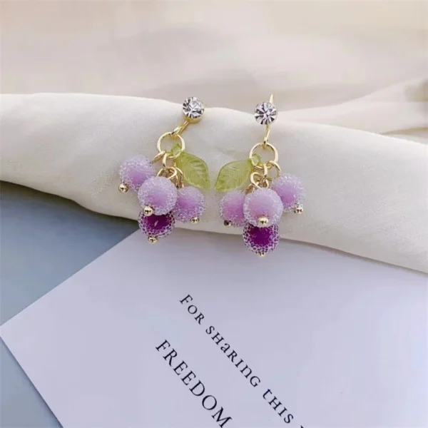 2023 New Sweet Temperament Small Fresh Bamboo White Lily Of The Valley Flower Earrings Elegant And Gentle Asymmetric Earrings - Image 3