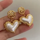 The New 2022 Flower Heart Earrings French Retro Fashion Luxury Accessories Women Jewelry Wedding Part