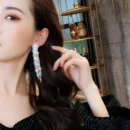 2023 New Classic Shiny Crystal Clip on Earrings Ladies Exaggerated Long Tassels Colorful Rhinestone Non Pierced Earrings Jewelry